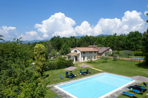 Foto 1 - Casa con 3 camere da letto a Borgo San Lorenzo con piscina privata e giardino