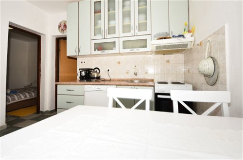 Foto 4 - Apartamento de 2 habitaciones en Starigrad con terraza y vistas al mar