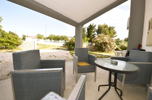 Foto 1 - Apartamento de 2 quartos em Starigrad com terraço e vistas do mar