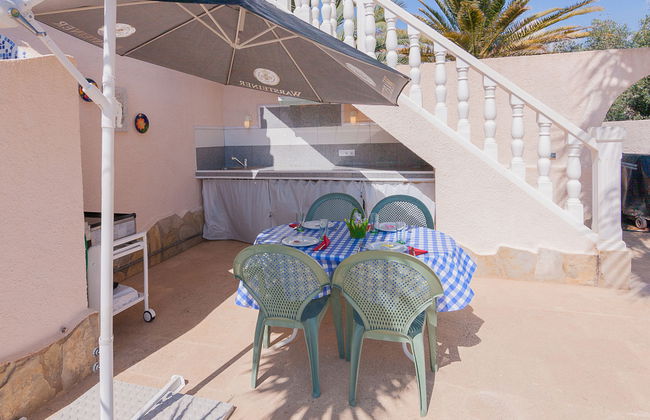 Casa de 3 quartos em Calp com piscina privada e jardim - Foto 21