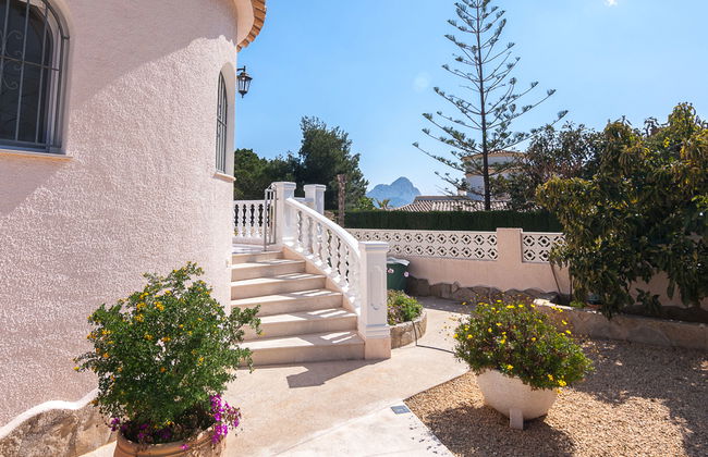 Casa de 3 quartos em Calp com piscina privada e jardim - Foto 17
