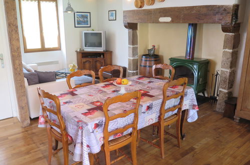 Photo 4 - Maison de 2 chambres à Lascaux avec jardin et terrasse