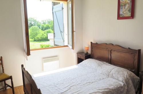Foto 13 - Casa con 2 camere da letto a Lascaux con giardino e terrazza