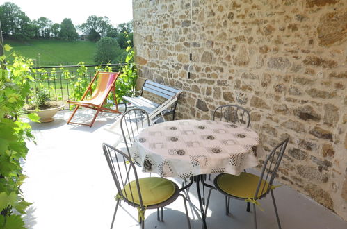 Photo 20 - Maison de 2 chambres à Lascaux avec jardin et terrasse