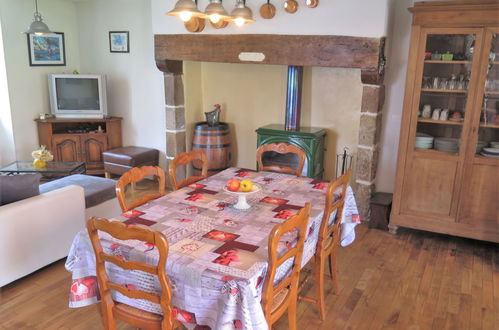 Photo 7 - Maison de 2 chambres à Lascaux avec jardin et terrasse