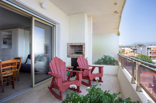 Photo 13 - Apartment in Villeneuve-Loubet with garden and terrace