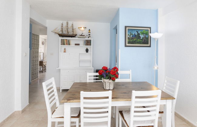 4 bedroom Apartment in Peñíscola with swimming pool and garden - Photo 9