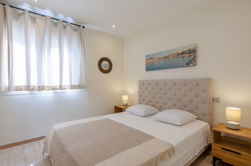 Foto 10 - Appartamento con 1 camera da letto a Sainte-Maxime