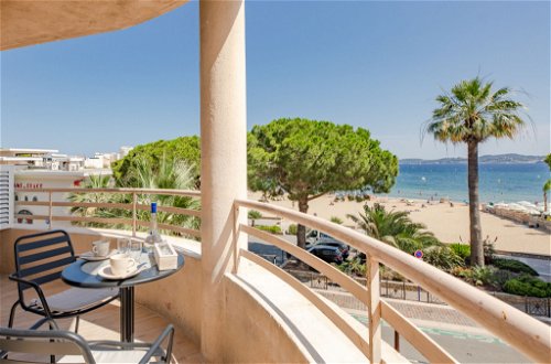 Photo 1 - Appartement de 1 chambre à Sainte-Maxime avec vues à la mer
