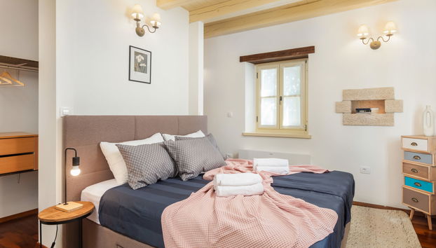 Casa con 4 camere da letto a Tinjan con piscina privata e giardino - Foto 5