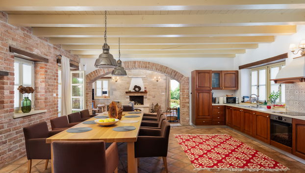 Casa con 4 camere da letto a Tinjan con piscina privata e giardino - Foto 4
