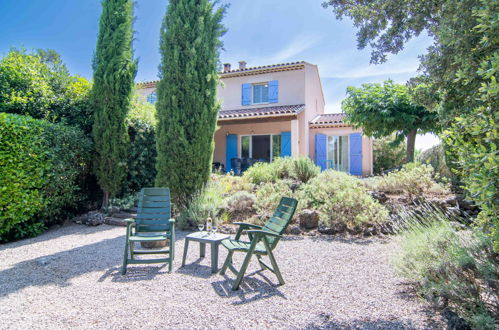 Photo 1 - Maison de 3 chambres à Nans-les-Pins avec piscine et terrasse