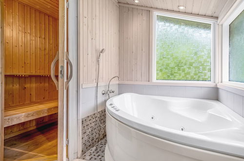 Foto 20 - Casa de 4 quartos em Ebeltoft com terraço e sauna