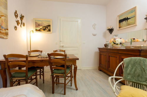 Photo 9 - 1 bedroom Apartment in Dinard with garden and terrace