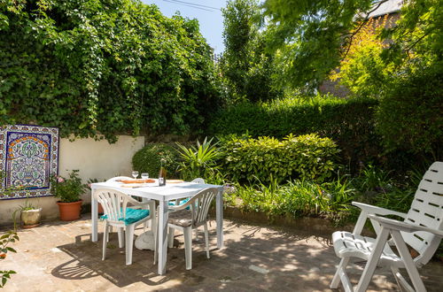 Photo 16 - Appartement de 1 chambre à Dinard avec jardin et terrasse