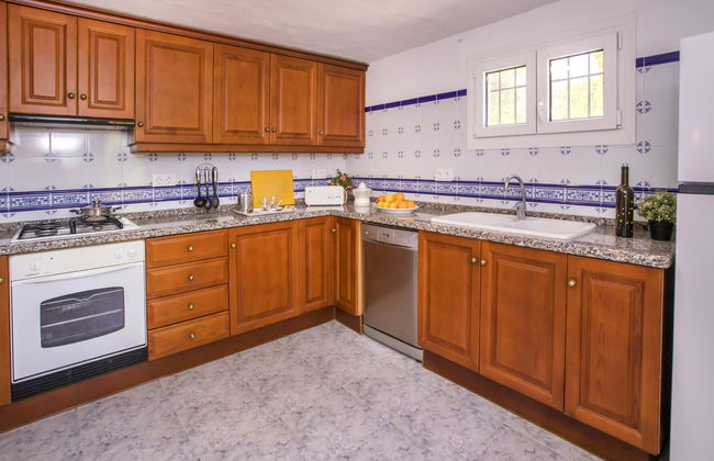 Casa de 5 quartos em Jávea com piscina privada e jardim - Foto 26