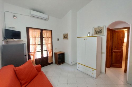 Foto 7 - Apartamento de 1 habitación en San Teodoro con vistas al mar