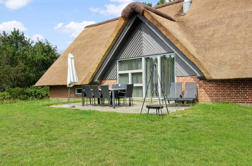 Foto 2 - Casa de 5 quartos em Henne com piscina privada e terraço