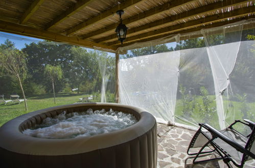 Foto 2 - Casa de 3 quartos em Bagni di Lucca com piscina privada e jardim