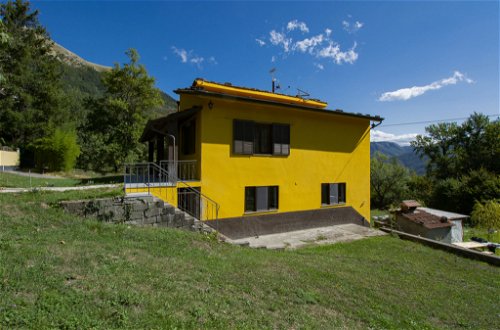 Photo 11 - 3 bedroom House in Bagni di Lucca with private pool and garden