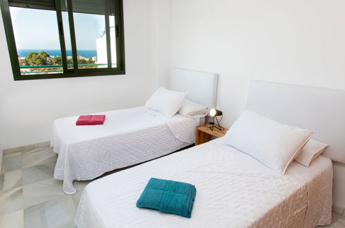 Foto 12 - Apartamento de 2 quartos em Nerja com piscina e vistas do mar