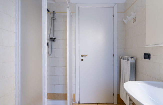 Apartamento de 2 quartos em Chiusanico com piscina e jardim - Foto 16