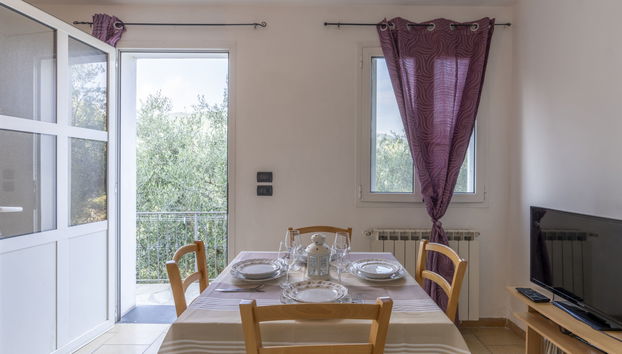 Apartment mit 2 Schlafzimmern in Chiusanico mit schwimmbad und garten - Foto 3