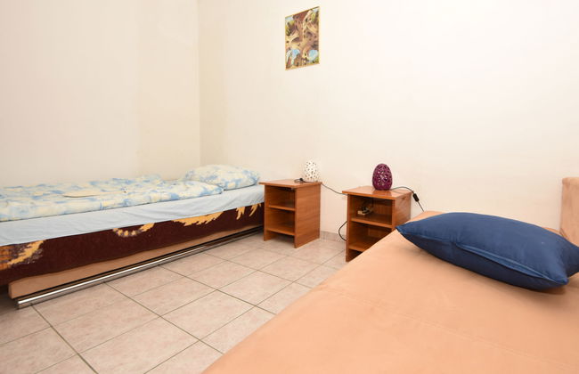 Appartamento con 3 camere da letto a Karlobag con piscina e terrazza - Foto 13