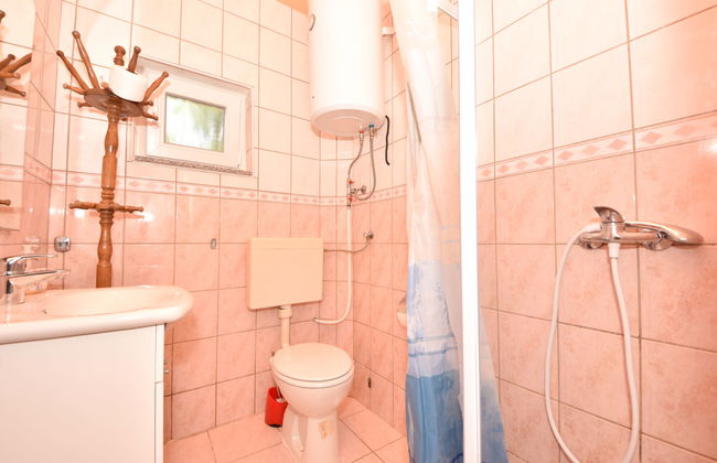 Appartamento con 3 camere da letto a Karlobag con piscina e terrazza - Foto 9