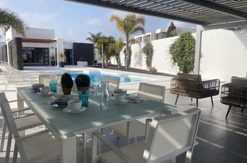 Photo 2 - 3 bedroom House in Yaiza with private pool and sea view