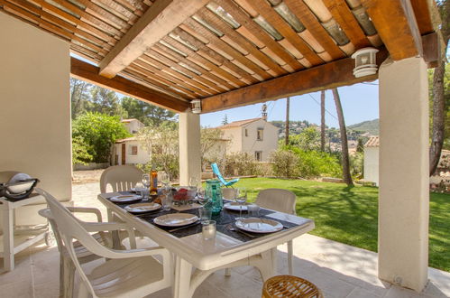 Foto 4 - Casa de 4 habitaciones en Saint-Cyr-sur-Mer con jardín y terraza