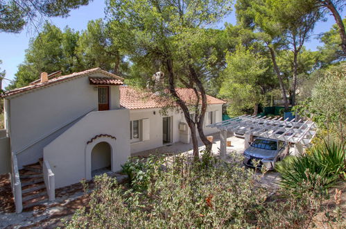 Foto 24 - Casa de 4 quartos em Saint-Cyr-sur-Mer com jardim e terraço