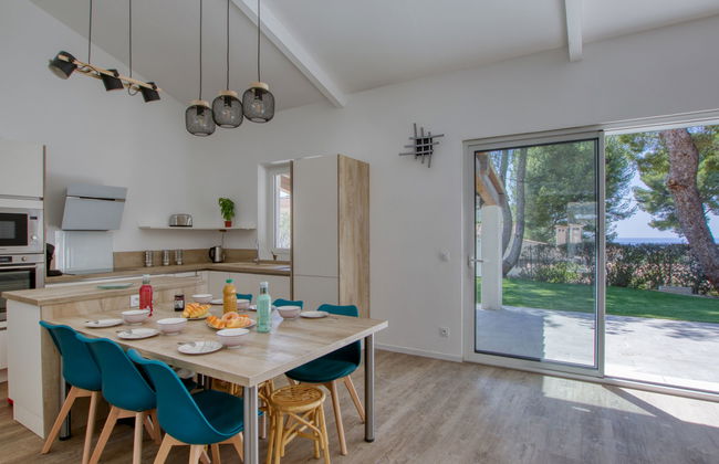 Casa de 5 quartos em Saint-Cyr-sur-Mer com jardim e terraço - Foto 8