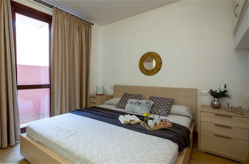 Foto 13 - Apartamento de 2 habitaciones en Golfo Aranci con terraza y vistas al mar