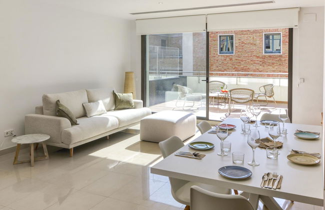 Casa de 5 quartos em Figueres com jardim e terraço - Foto 1