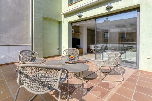 Photo 29 - Maison de 4 chambres à Figueres avec jardin et terrasse