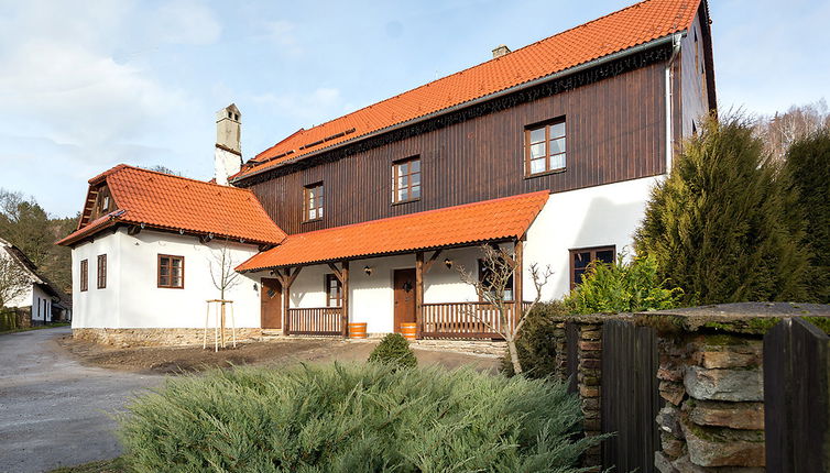 Photo 1 - Maison de 4 chambres à Nový Jimramov avec piscine privée et jardin