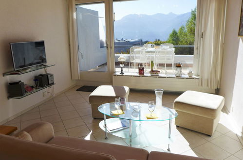 Foto 3 - Appartamento a Crans-Montana con piscina e terrazza