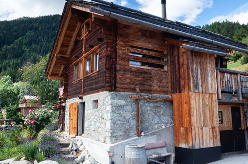 Foto 1 - Casa de 1 habitación en Nendaz con jardín y vistas a la montaña