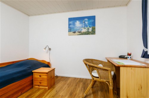 Foto 16 - Appartamento con 2 camere da letto a Trassenheide con terrazza e vista mare