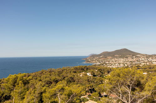 Foto 3 - Apartamento de 1 quarto em Carqueiranne com terraço e vistas do mar