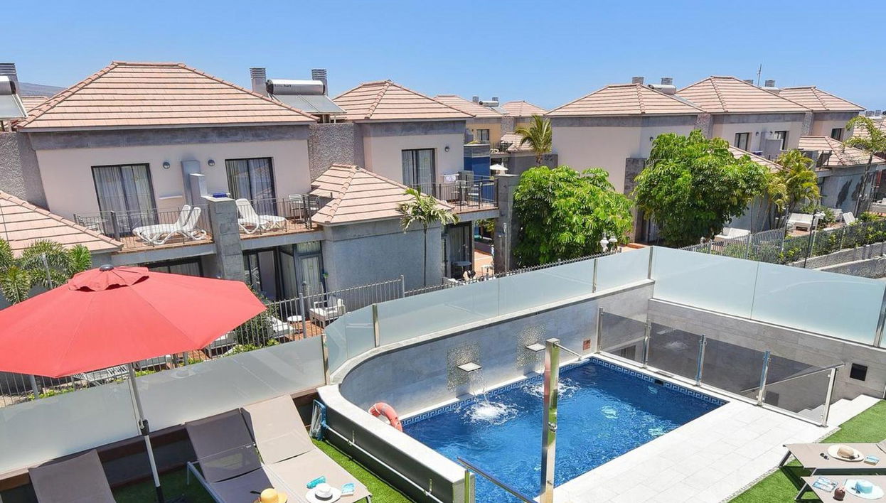 Maison de 1 chambre à San Bartolomé de Tirajana avec piscine privée et jardin - Photo 1