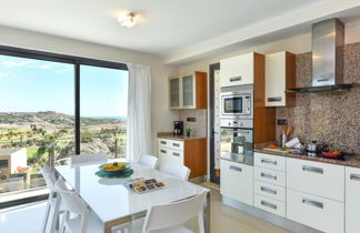 Photo 3 - 3 bedroom House in San Bartolomé de Tirajana with swimming pool and sea view