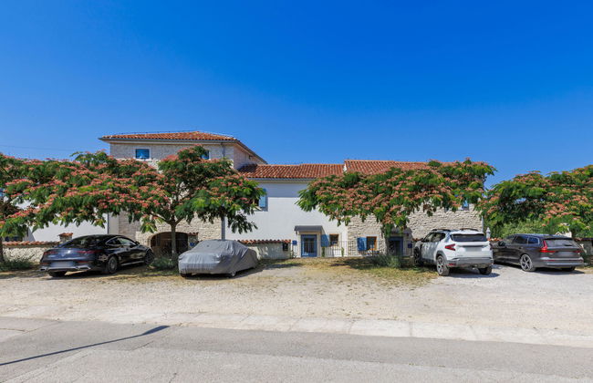 Casa de 4 quartos em Buje com piscina e jardim - Foto 40