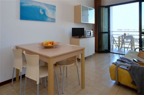 Foto 7 - Appartamento a Lignano Sabbiadoro con piscina e vista mare