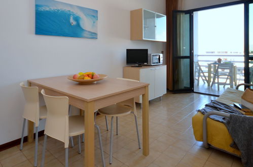 Photo 7 - Appartement en Lignano Sabbiadoro avec piscine et terrasse