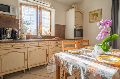 Photo 2 - 2 bedroom House in Hyères with garden and sea view