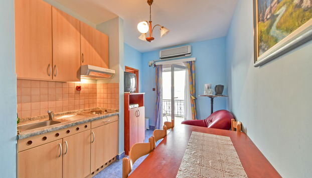 Apartment mit 3 Schlafzimmern in Karlobag mit schwimmbad und terrasse - Foto 4