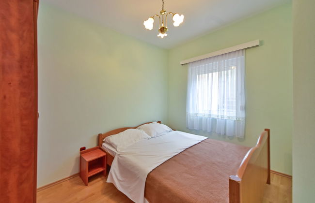 Appartamento con 3 camere da letto a Karlobag con piscina e terrazza - Foto 7