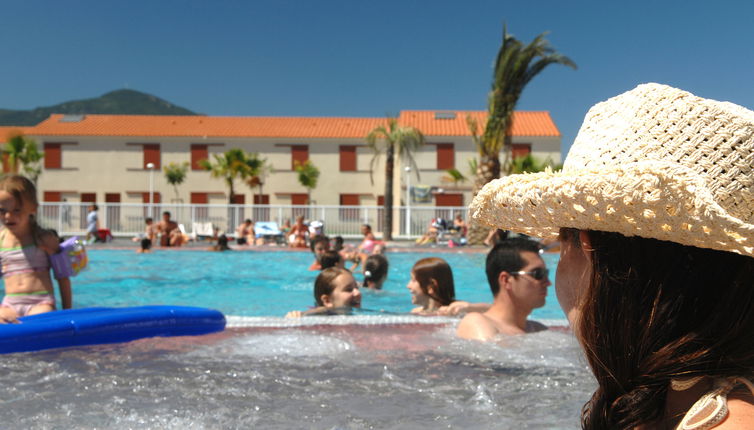 Foto 1 - Appartamento con 1 camera da letto a Argelès-sur-Mer con piscina e vista mare